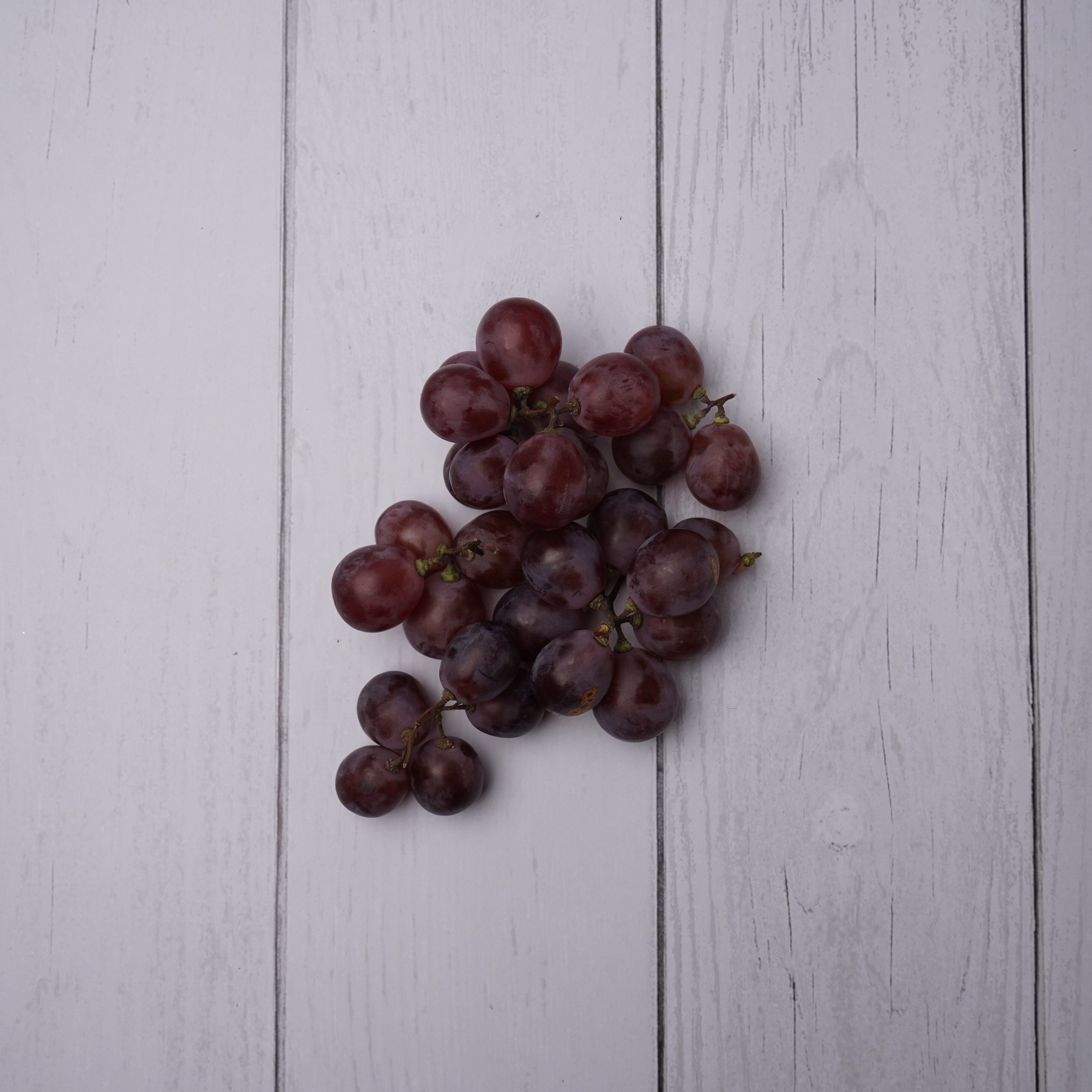 Grapes Red Imported - 250 Gms - Kedia Organic Agro Farms